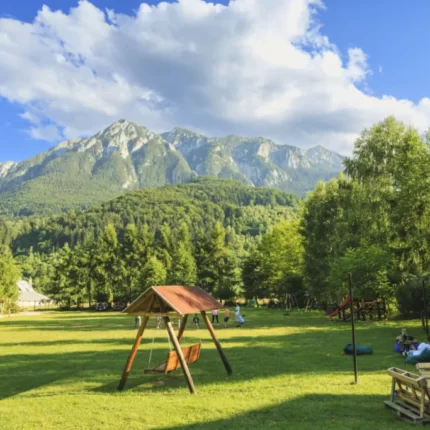 Zărnești Plaiul Foii - Drumeție Mănăstirea Colțul Chiliilor